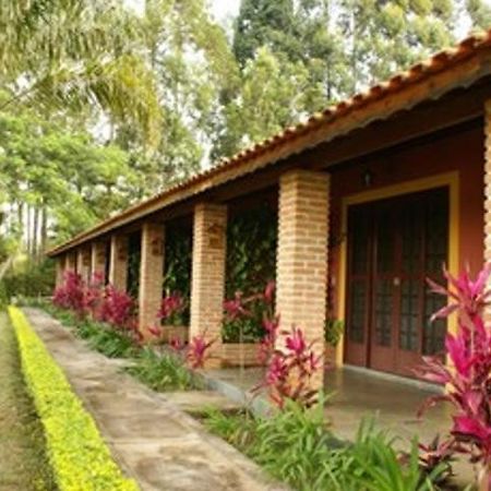Pousada Solar Das Palmeiras Joanópolis Quarto foto